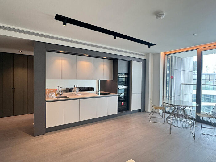 1 Bedroom Flat To Rent In Park Drive, London, Greater London, E14