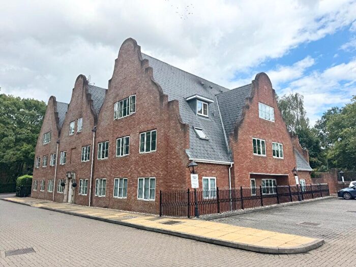 1 Bedroom Flat To Rent In Burleigh Road, Ascot, Berkshire, SL5