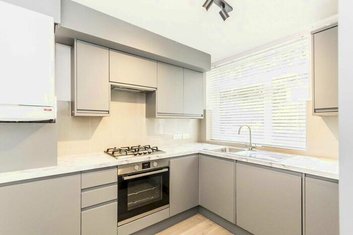 2 Bedroom Flat To Rent In Corfton Road, London, W5
