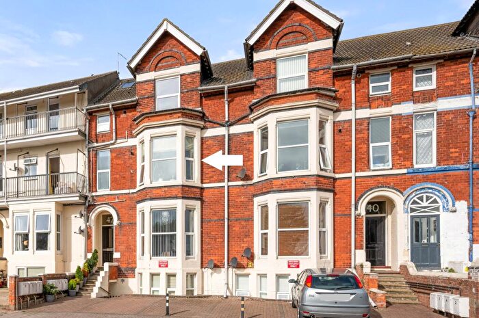 2 Bedroom Apartment For Sale In South Parade, Skegness, PE25
