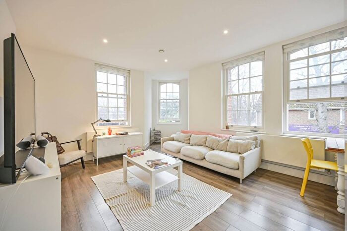 1 Bedroom Flat For Sale In Auburn House, Hermitage Road, London, Harringay, London, N15