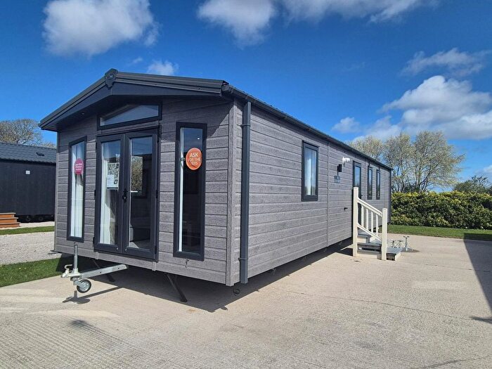 2 Bedroom Park Home For Sale In Southport New Rd Banks, Southport, PR9