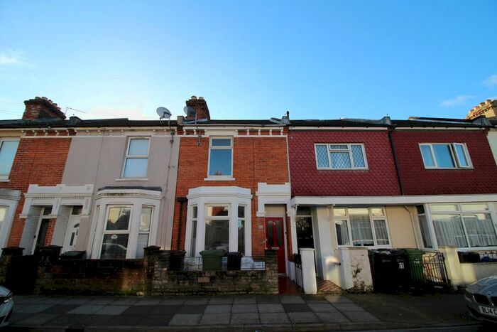 3 Bedroom Terraced House To Rent In Pretoria Road, Southsea, PO4