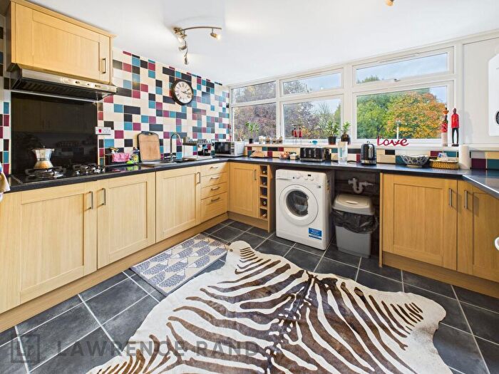 2 Bedroom Flat To Rent In Victoria Road, Ruislip, HA4