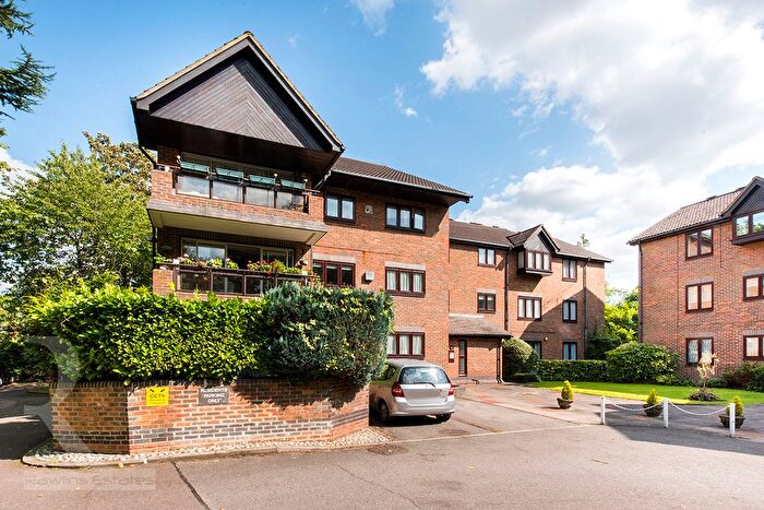 2 Bedroom Flat To Rent In Gordon Avenue, Stanmore, HA7