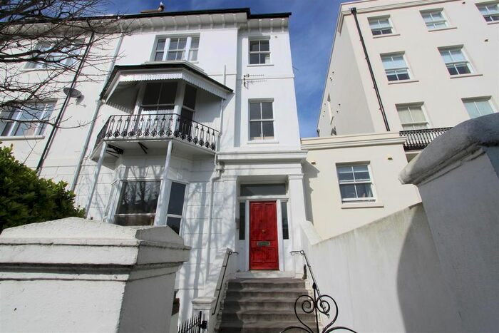 3 Bedroom Flat To Rent In Buckingham Place, Brighton, BN1