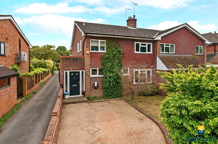 3 Bedroom Semi Detached House For Sale In Guildford, Surrey, GU1