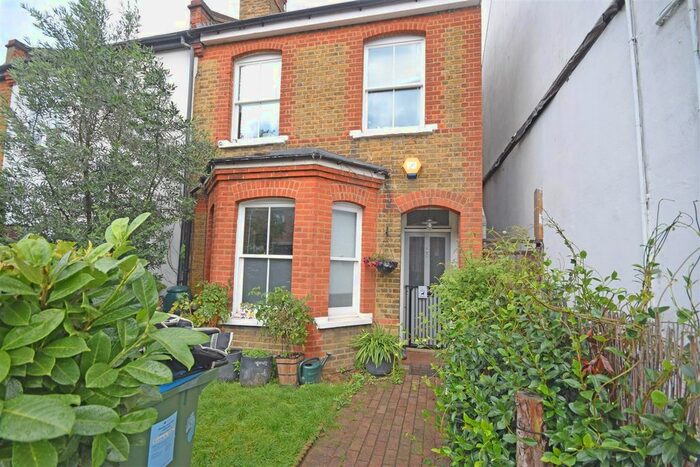 3 Bedroom End Of Terrace House To Rent In Staines Road, Twickenham, TW2