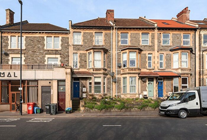 2 Bedroom Flat For Sale In Christina Terrace, Bristol, BS8