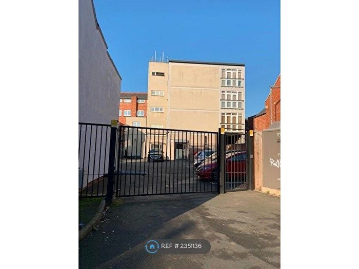 3 Bedroom Flat To Rent In St. Edmunds Road, Northampton, NN1