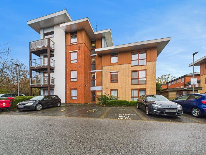 1 Bedroom Flat To Rent In Commonwealth Drive, Crawley, RH10