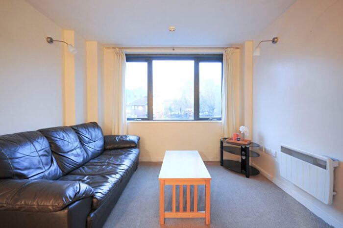 1 Bedroom Flat For Sale In Chapel Street, Salford, M3