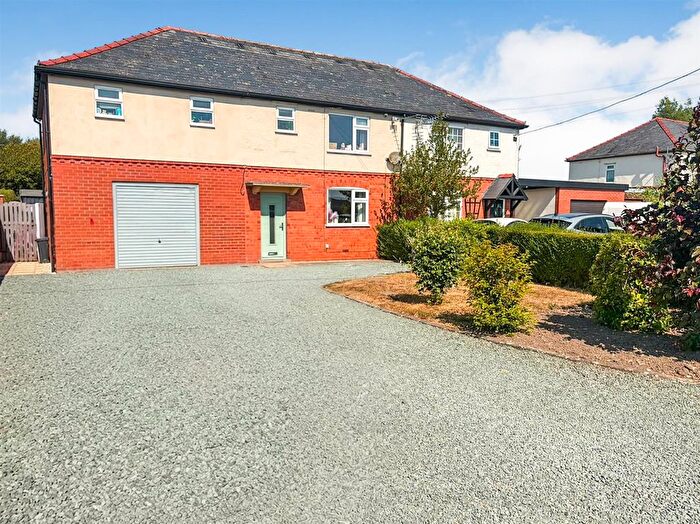 3 Bedroom Semi Detached House For Sale In Bryn Melyn, Llynclys, SY10