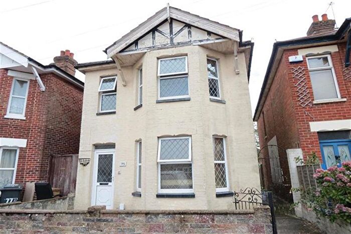 3 Bedroom Detached House To Rent In Muscliffe Road, BH9