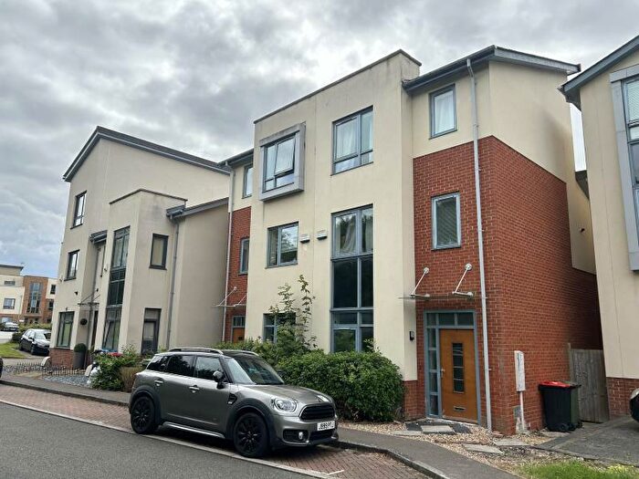 3 Bedroom Semi-Detached House To Rent In Shelsley Avenue, Ashland, MK6