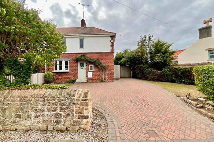 3 Bedroom Semi-Detached House For Sale In Worksop, S80