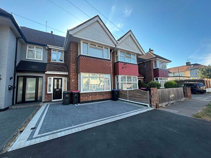 3 Bedroom House To Rent In Gayton Road, Southend;Online Registration Required, SS2