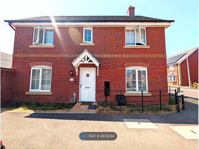 3 Bedroom Detached House To Rent In Pippin Place, Stratford-Upon-Avon, CV37
