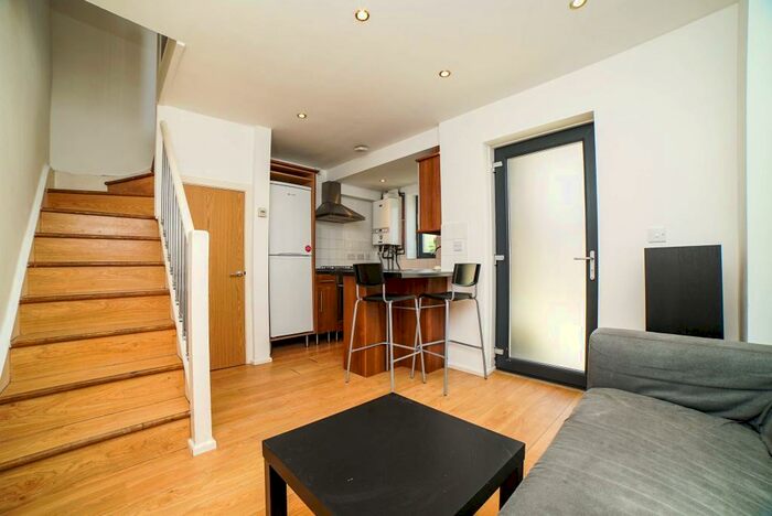 1 Bedroom Property To Rent In Coach House, Dalcross Street, CF24