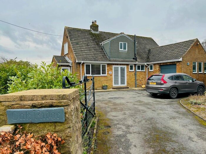 5 Bedroom Detached Bungalow For Sale In Oakridge, Low Jobs Hill, Crook, DL15