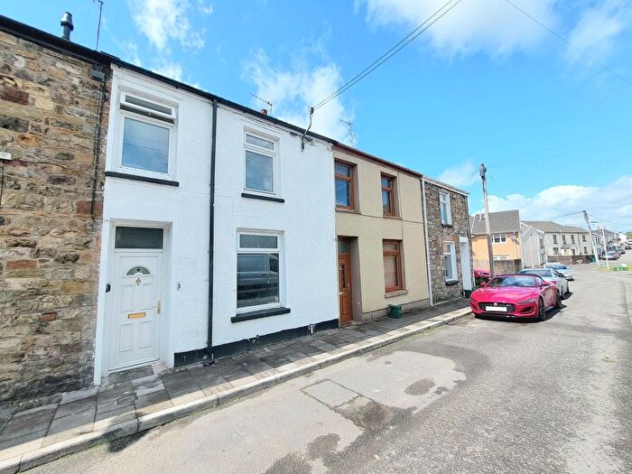 3 Bedroom Terraced House To Rent In Cefndon Terrace, Hirwaun, CF44