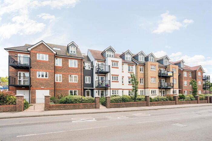 1 Bedroom Retirement Property For Sale In Beatrice Lodge, Sittingbourne, ME10