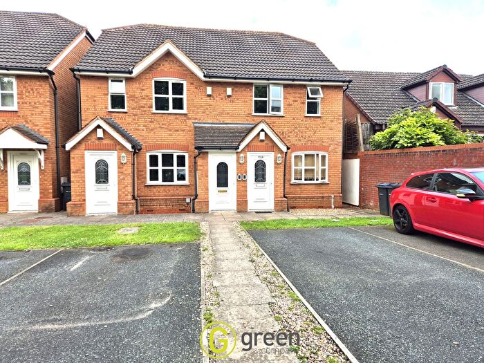 2 Bedroom Maisonette To Rent In Welshmans Hill, Sutton Coldfield, West Midlands, B73
