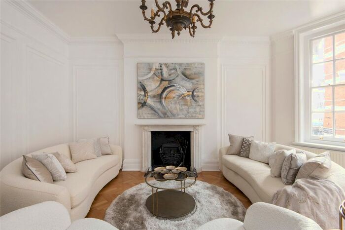 3 Bedroom Flat To Rent In Palace Court, Notting Hill, W2
