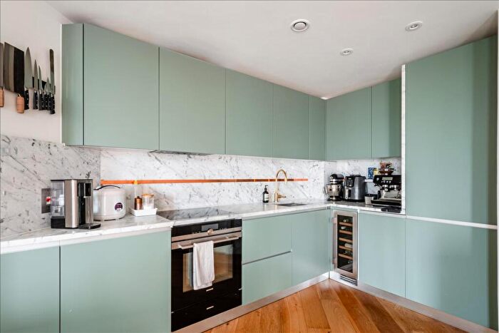 1 Bedroom Apartment For Sale In Islington Square, Angel, N1