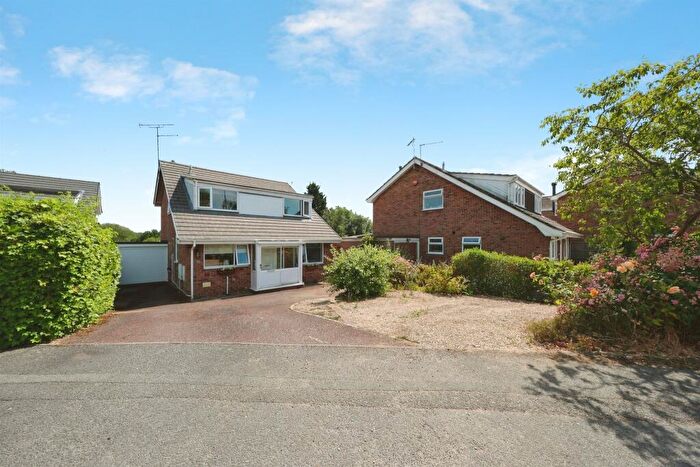 4 Bedroom Detached House For Sale In Lambourn Drive, Allestree, Derby, DE22