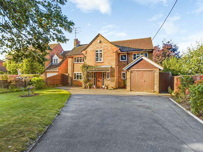 5 Bedroom Detached House For Sale In Dobbins Lane, Wendover, HP22