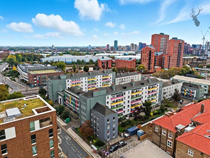 4 Bedroom Flat For Sale In Devas Street, Bow, E3