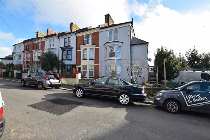 2 Bedroom Maisonette To Rent In Edmund Road, Hastings, TN35