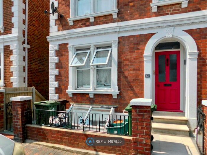 2 Bedroom Maisonette To Rent In Culverden Park Road, Tunbridge Wells, TN4