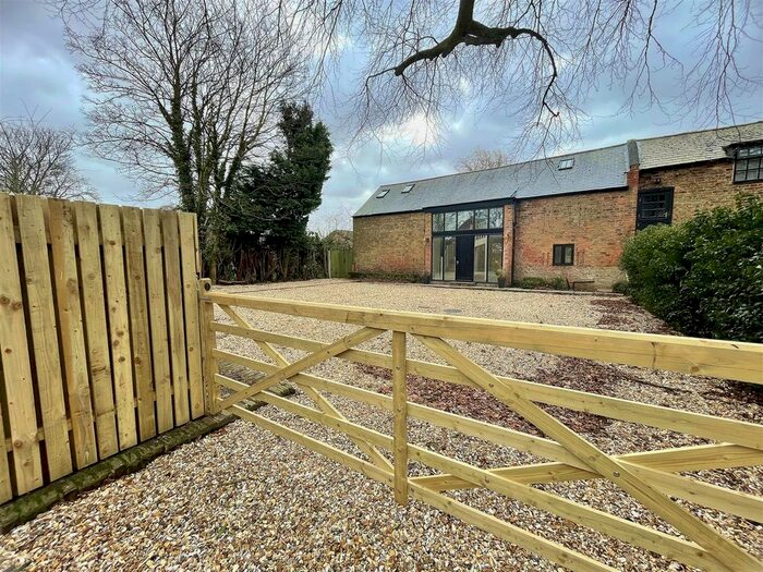 3 Bedroom Semi-Detached House To Rent In Main Street, Hemingbrough, Selby, YO8