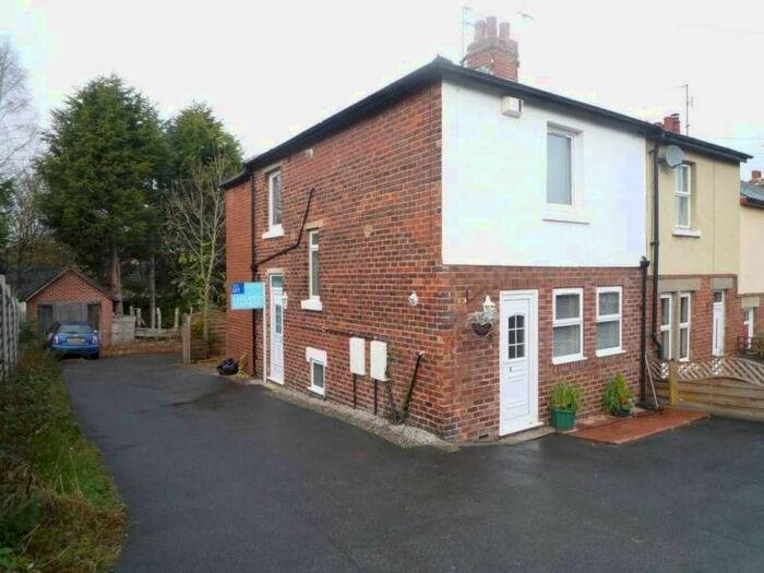 2 Bedroom Flat To Rent In Bachelor Gardens, Harrogate, HG1