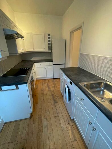 2 Bedroom Flat To Rent In Upper Richmond Road West, London, SW14