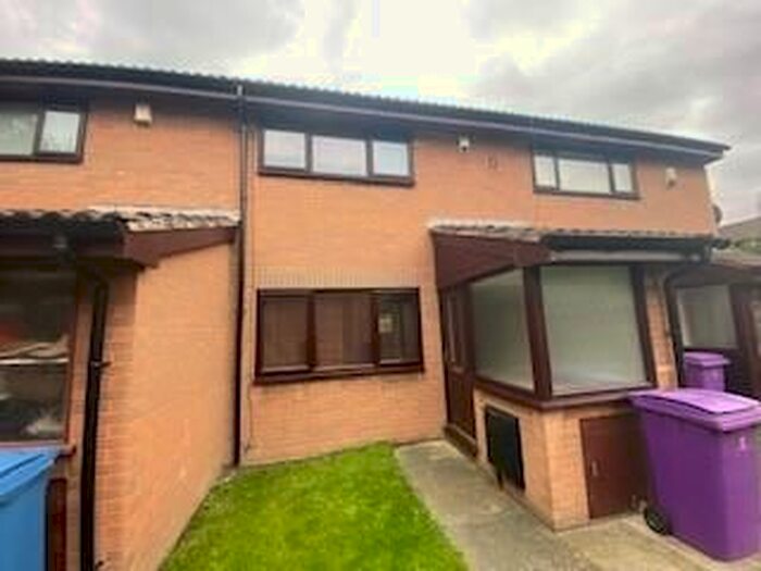 2 Bedroom Property To Rent In Minster Court, Liverpool, L7