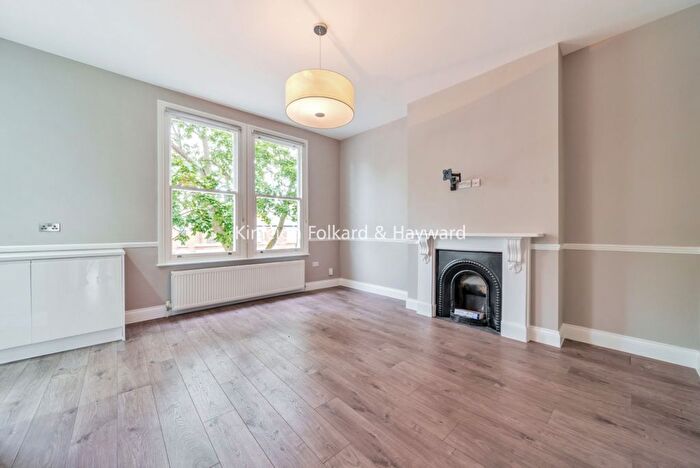 2 Bedroom Flat To Rent In Rosendale Road, West Dulwich, London, SE21