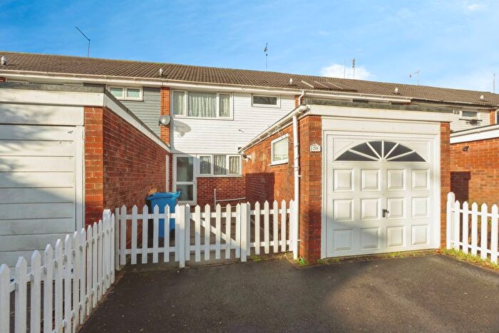3 Bedroom Terraced House For Sale In Collwood Close, Poole, Dorset, BH15