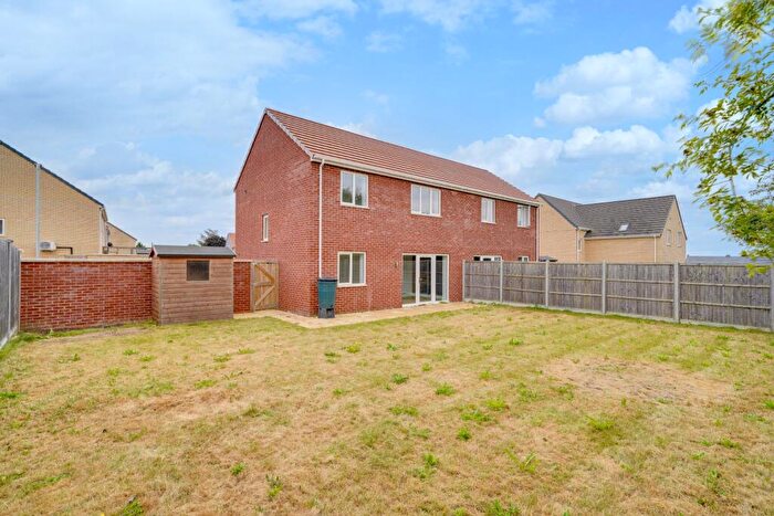 3 Bedroom Semi-Detached House For Sale In Meridian Close, Bluntisham, Huntingdon, Cambridgeshire, PE28