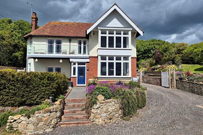 4 Bedroom Detached House For Sale In Cliff Road, Hythe, CT21