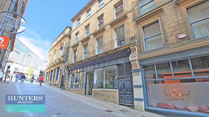 2 Bedroom Flat To Rent In Georges House, Upper Miller Gate, Bradford, BD1