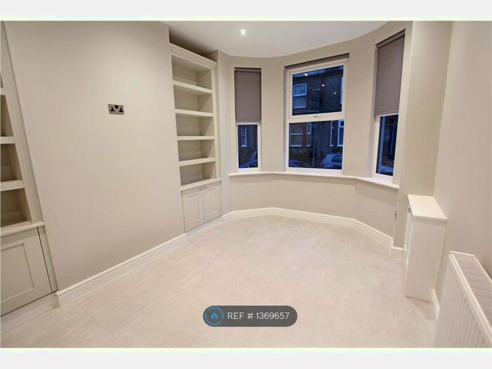 3 Bedroom Terraced House To Rent In Bold Street, Altrincham, WA14