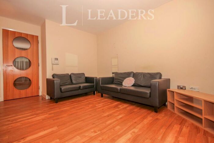 2 Bedroom Apartment To Rent In Queens Road, Coventry, CV1