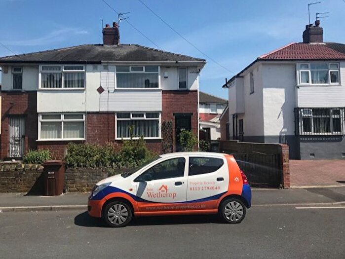 3 Bedroom Semi-Detached House To Rent In Brooklyn Place, Armley, Leeds, LS12