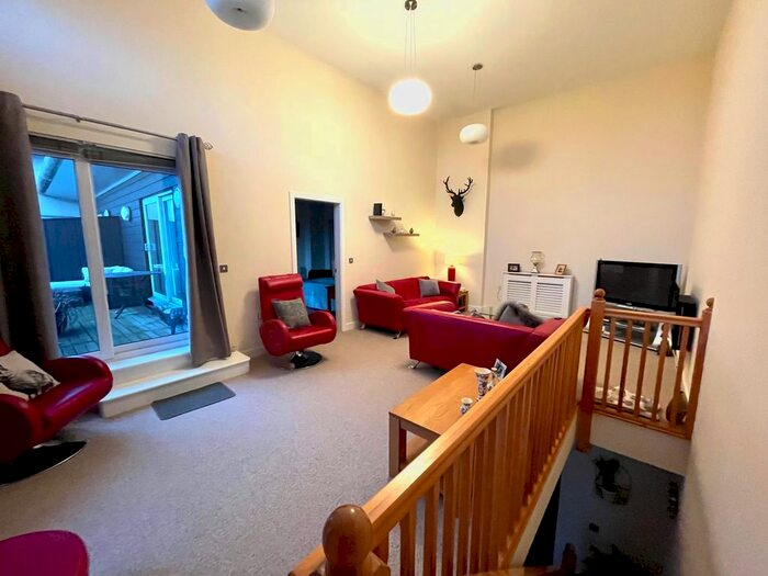 3 Bedroom Flat To Rent In Queens Road, Chester, CH1