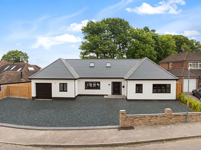 5 Bedroom Detached House For Sale In Woodlands Park, Bexley, Kent, DA5