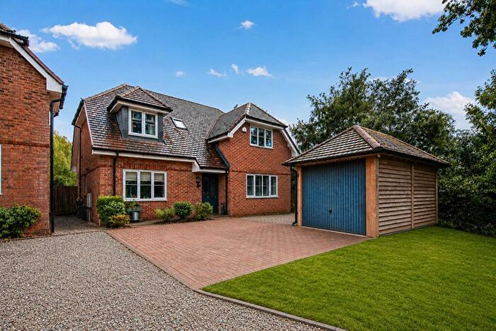 4 Bedroom Detached House For Sale In Brookland Vale, Lovedean, PO8