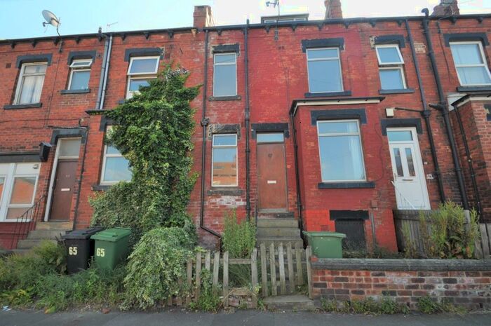 2 Bedroom Terraced House To Rent In Cow Close Road, Leeds, West Yorkshire, LS12